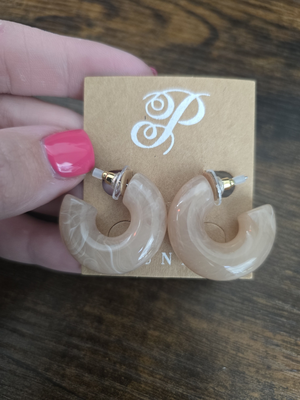 Plunder Beige Swirl Hoop Earrings